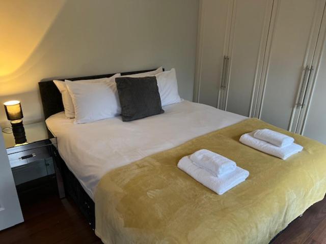 The House @ Sitwell Arms Hotel Renishaw Eksteriør billede