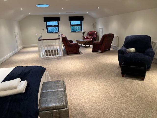 The House @ Sitwell Arms Hotel Renishaw Eksteriør billede