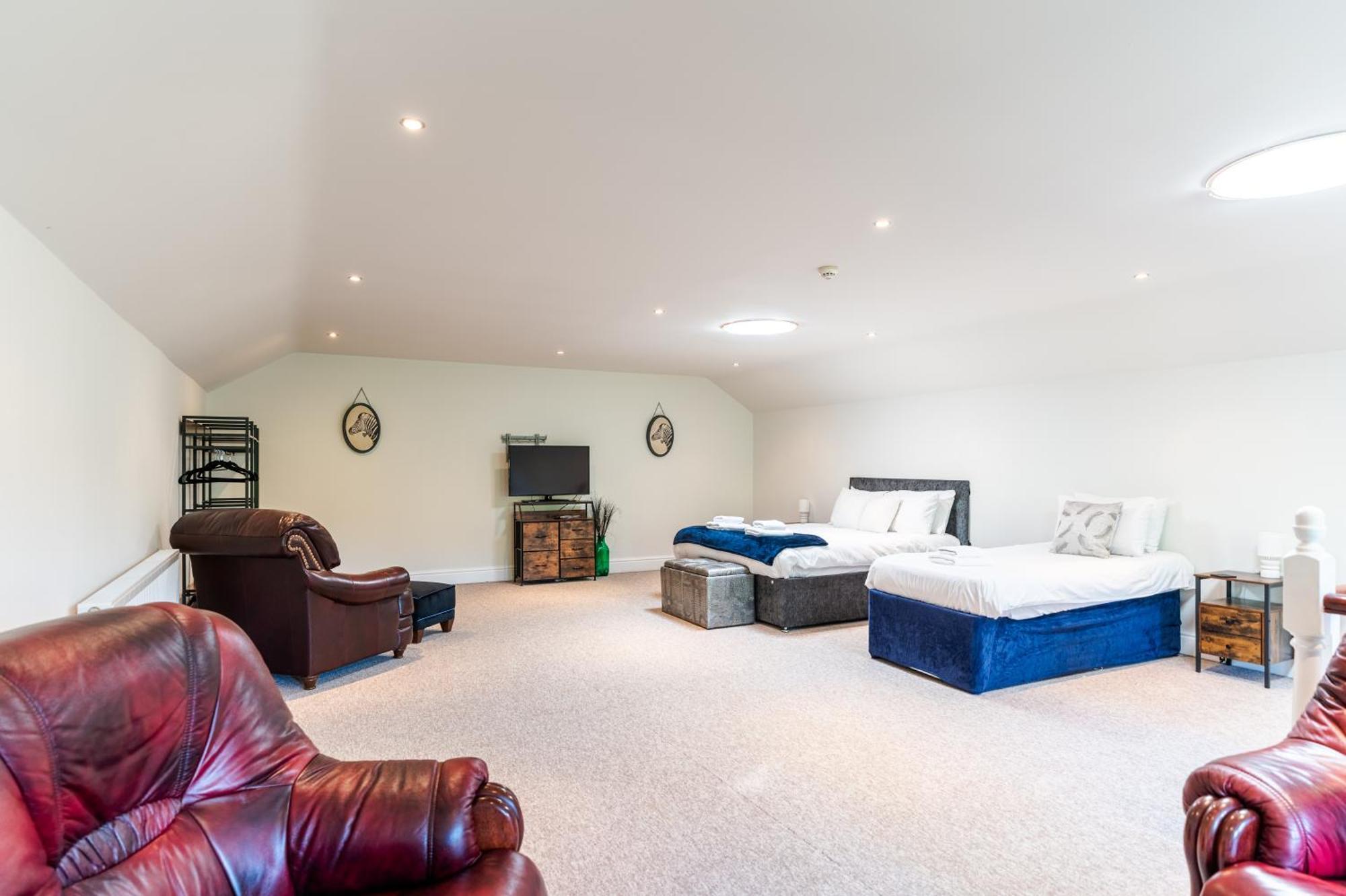 The House @ Sitwell Arms Hotel Renishaw Eksteriør billede