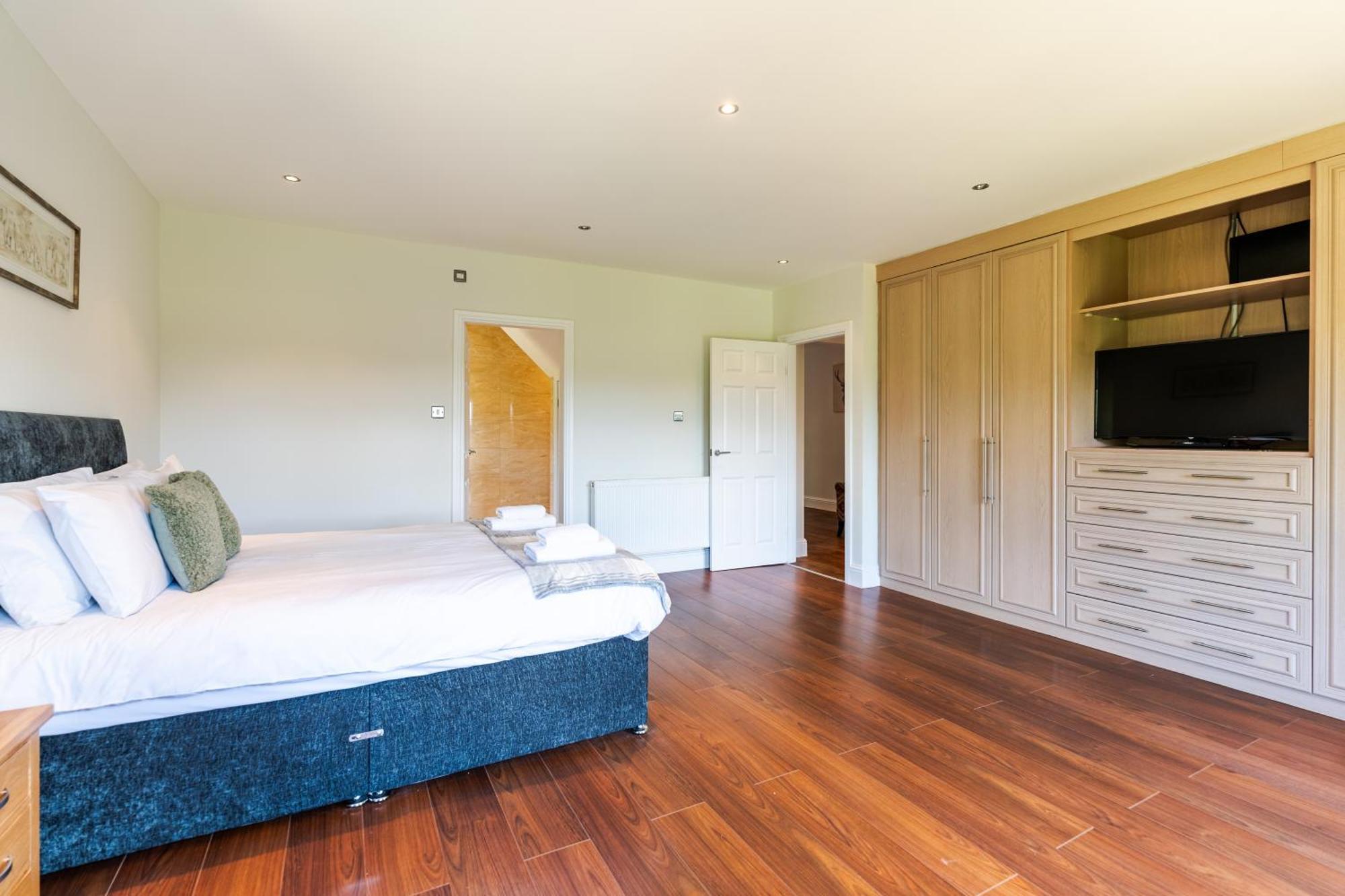 The House @ Sitwell Arms Hotel Renishaw Eksteriør billede